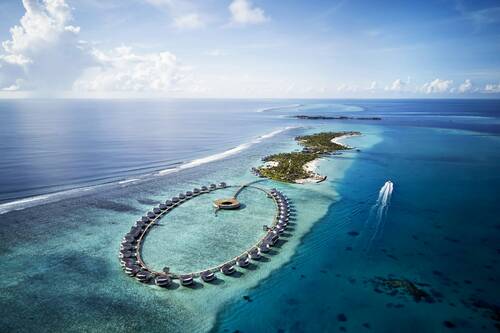 Ritz Carlton Maldives Fari Islands